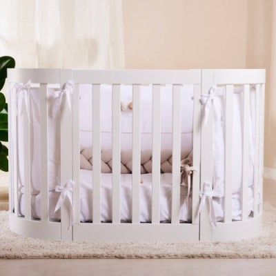 Berceau ovale Nanan avec kit de conversion en lit b&eacute;b&eacute; et fauteuils