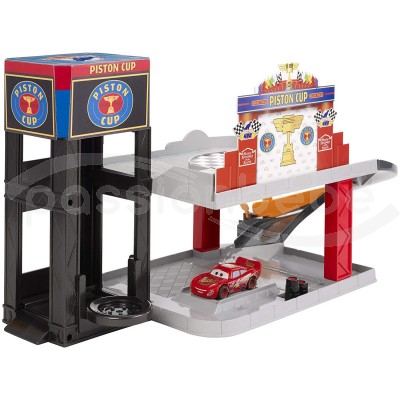 DISNEY PIXAR CARS COFFRET GARAGE PISTON CUP FLASH MCQUEEN INCLUS